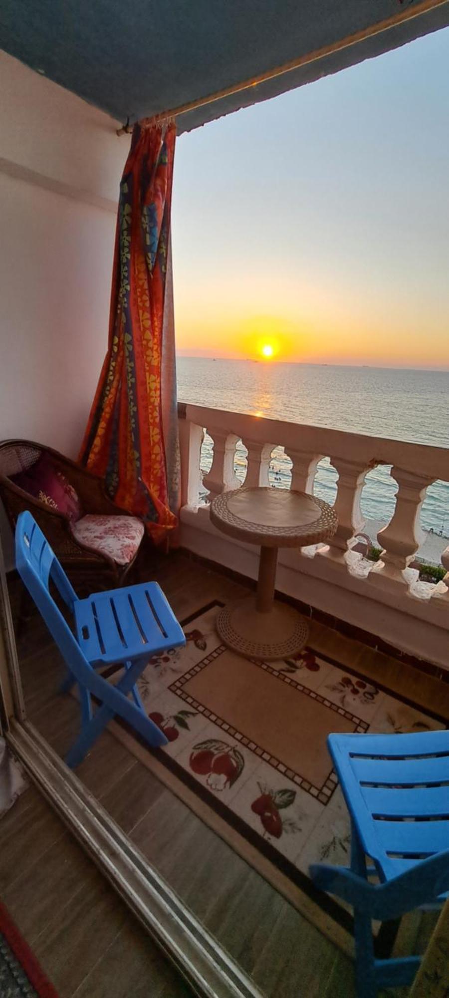 Panorama Apartment With A Charming Sea View Near Alexandria And Burg Elarab Intl Airport With Free Wifi شقة باطلالة ساحرة على البحر اول الساحل الشمالي Екстер'єр фото